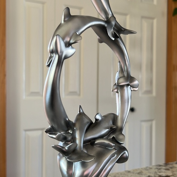 Vintage Dolphin Ring Statue Decor - Picture 10 of 12